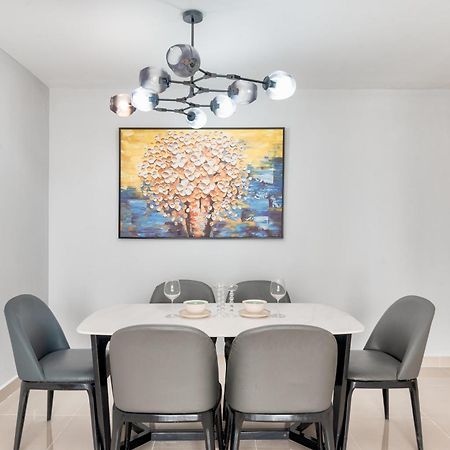 Stellar Cbd Rivergate Apartment - Pool - Free 4G Sim For 3 Nights Ho Chi Minh-Byen Eksteriør billede